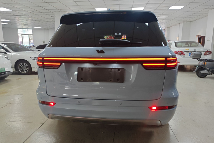 理想汽车 理想ONE 2021款 增程6座版车身外观6