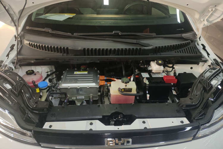 比亚迪D1 2022款 标准版机舱底盘24