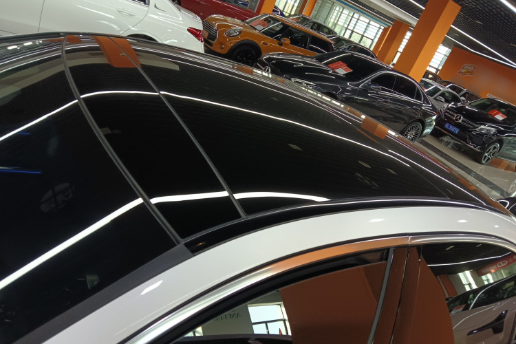 奔驰C级 2023款 改款 C 260 L 运动版局部细节57