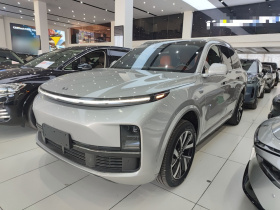 理想汽车 理想L8 2023款 Pro
