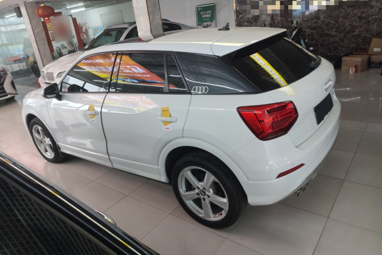 奥迪Q2L 2018款 35 TFSI 时尚致雅型 国V车身外观4