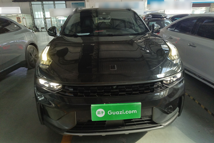 领克01 2021款 2.0TD 四驱暗夜版车身外观2