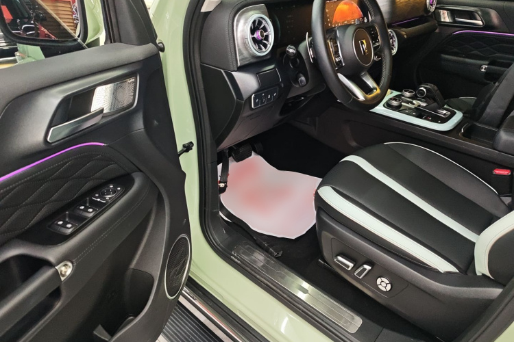 坦克300 2021款 城市版 2.0T 很有型中控内饰20