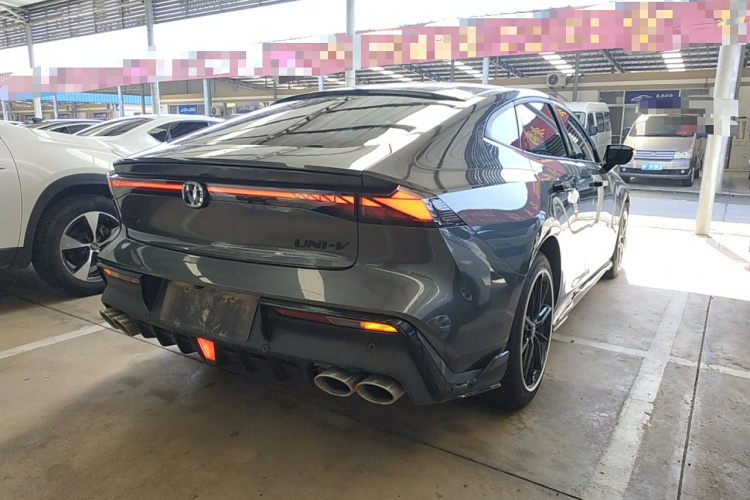 长安UNI-V 2022款 2.0T 锋速版车身外观6005