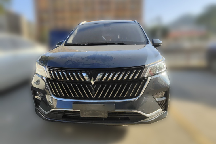 五菱汽车 五菱佳辰 2022款 1.5T CVT智享豪华型车身外观2