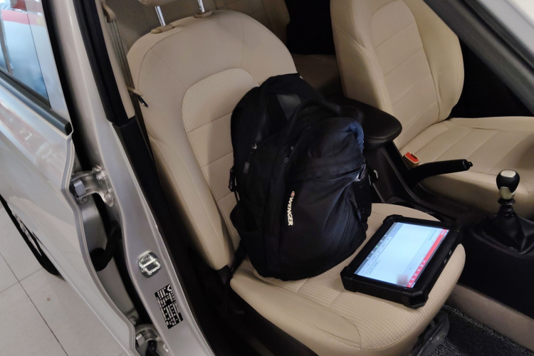 五菱汽车 五菱宏光 2021款 1.5L S标准型LAR局部细节41