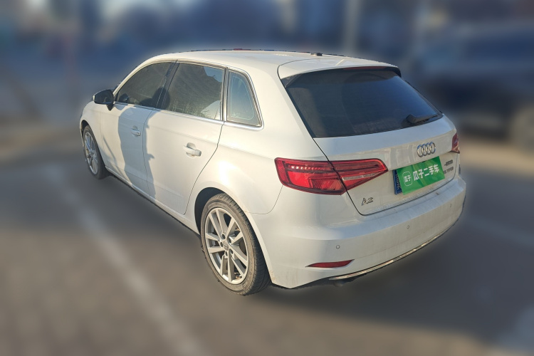 奥迪A3 2019款 Sportback 35 TFSI 进取型 国VI车身外观5