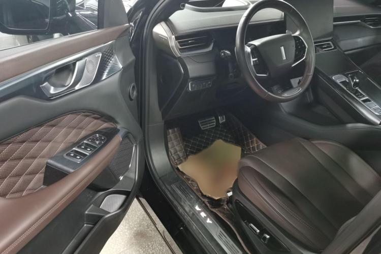 魏牌 摩卡 2021款 2.0T 两驱特浓版中控内饰7001