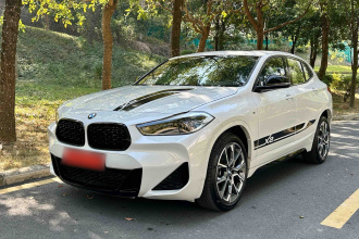 宝马X2 2021款 改款 sDrive25i 曜夜版