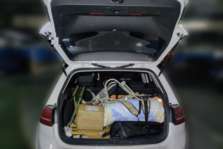 大众 高尔夫 2015款 1.6L 自动时尚型中控内饰23