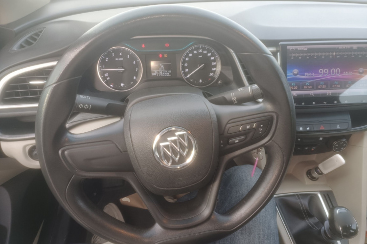 别克 英朗 2017款 15N 手动进取型中控内饰13