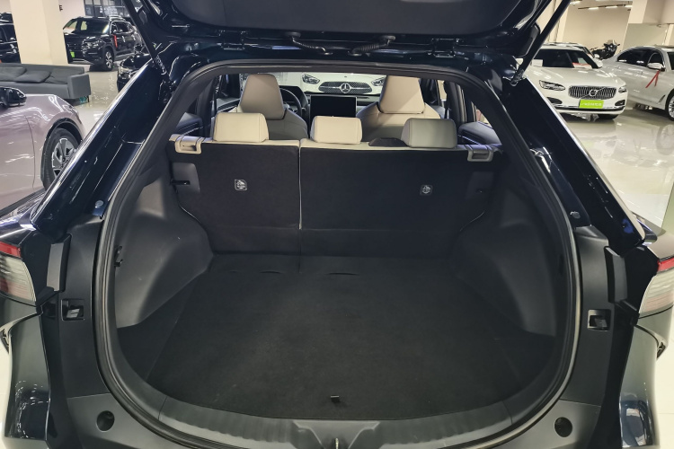 一汽丰田bZ4X 2022款 四驱高性能PRO版机舱底盘23