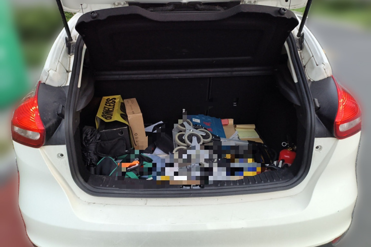 福特 福克斯 2018款 两厢经典 1.6L 自动舒适型智行版局部细节23