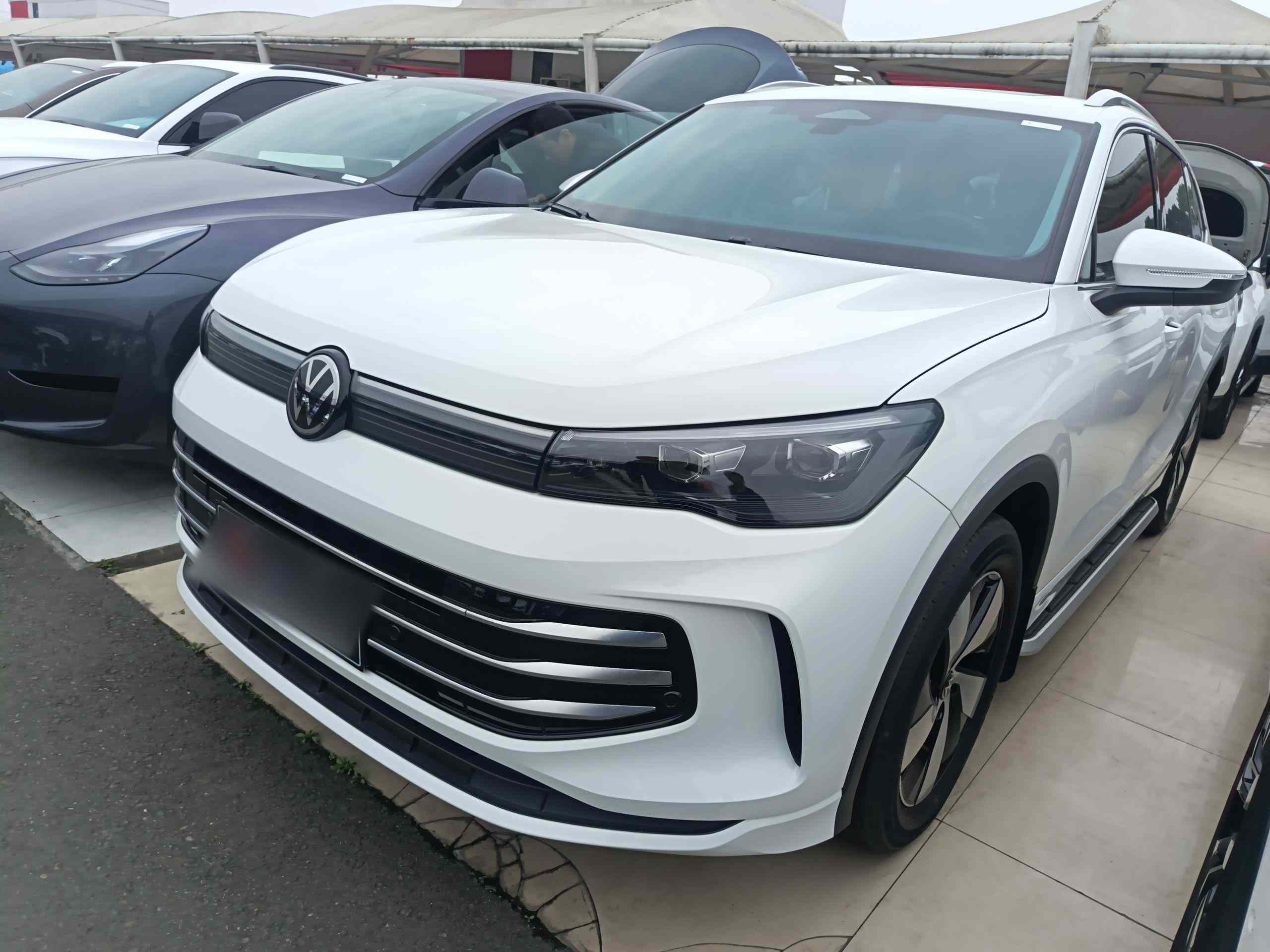 大众 途观L 2024款 PRO 330TSI 两驱智行版(2)