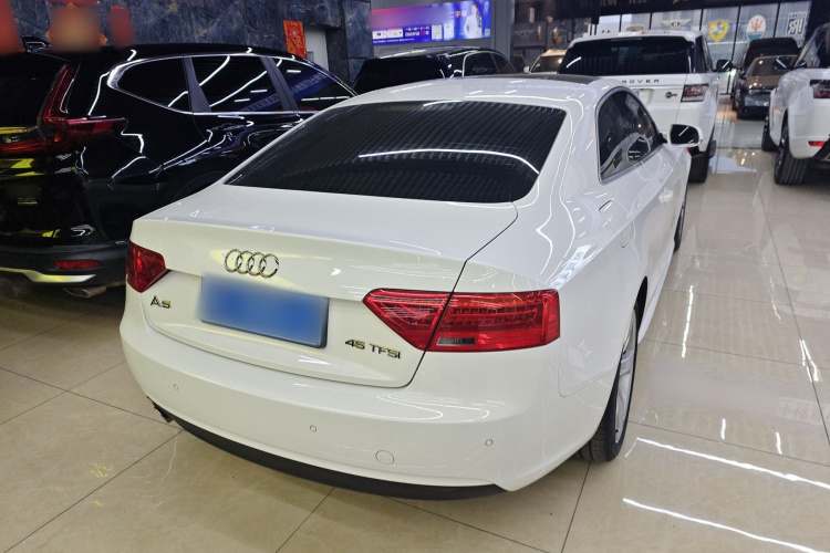 奥迪A5 2016款 Coupe 45 TFSI 舒适型车身外观7