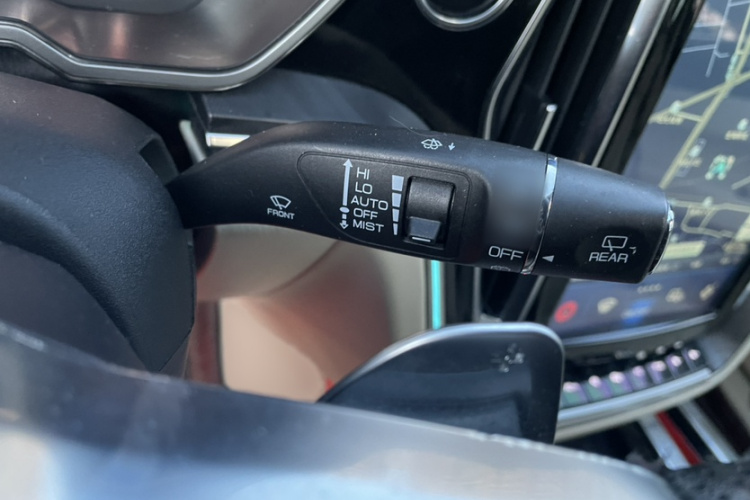 众泰T700 2017款 1.8T 双离合尊享型局部细节9013