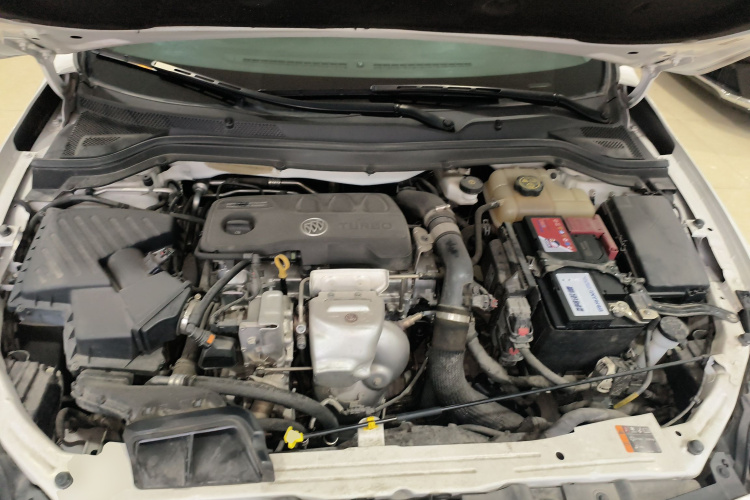 别克 英朗 2021款 改款 1.3T 自动轻混动精英型机舱底盘24