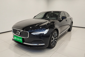 沃尔沃S90 2024款 B5 智远豪华版