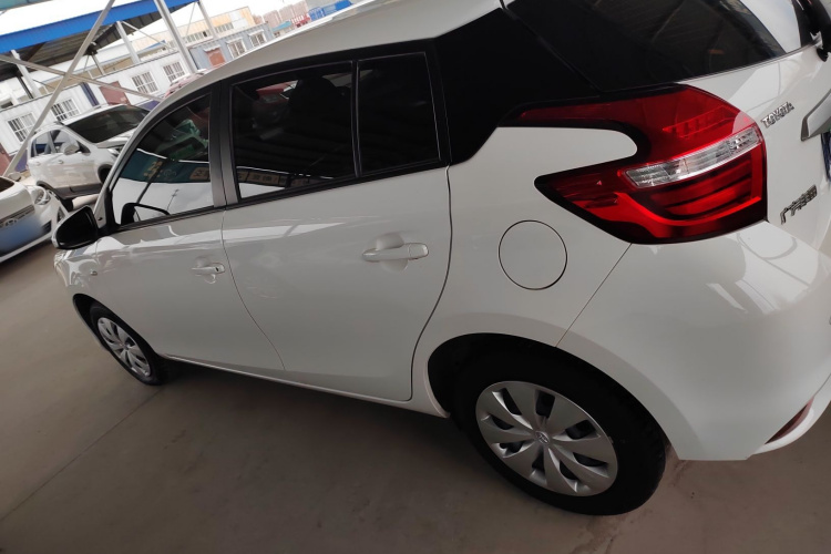 丰田 YARiS L 致炫 2022款 致炫X 1.5L CVT领先PLUS版车身外观4