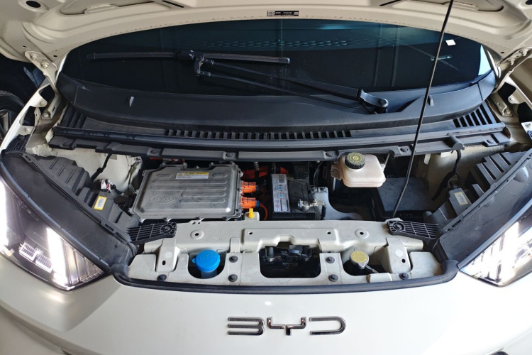 比亚迪 海鸥 2023款 自由版机舱底盘24