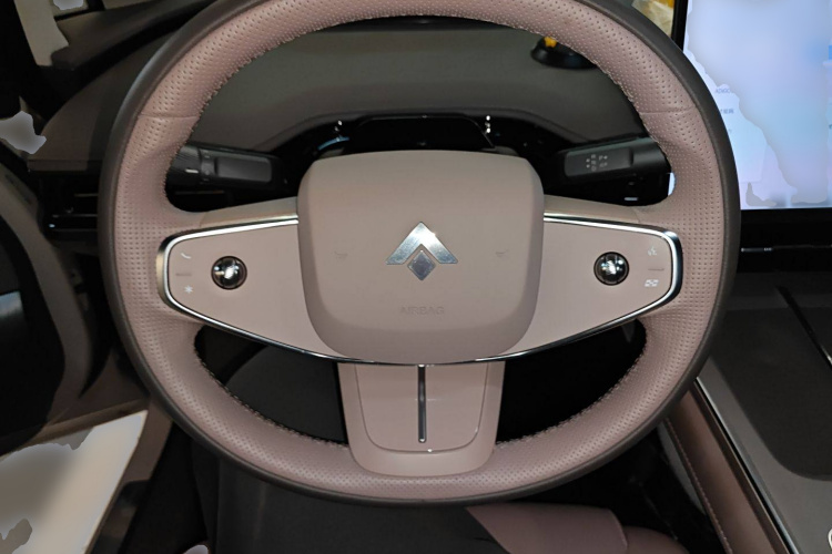 昊铂GT 2024款 全球款 710特高压激光雷达版中控内饰13