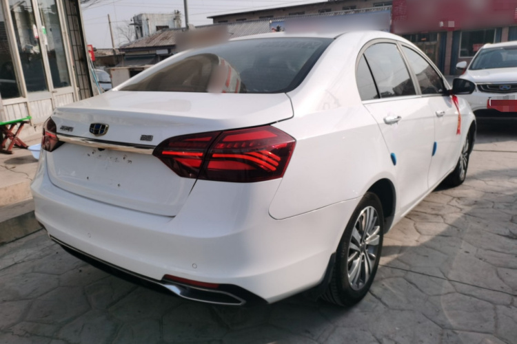 吉利汽车 帝豪 2018款 1.5L 手动向上互联版车身外观7