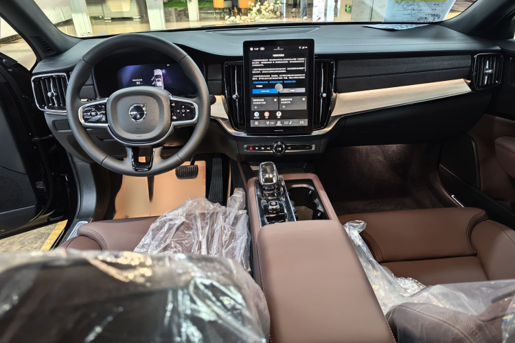 沃尔沃S90 2026款 B5 智远豪华版中控内饰7001