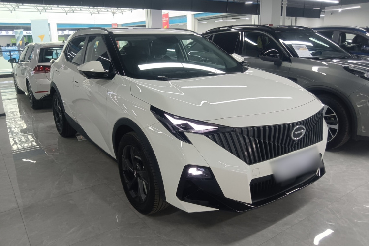 广汽传祺 传祺GS3 2023款 影速 270T 劲享版车身外观3