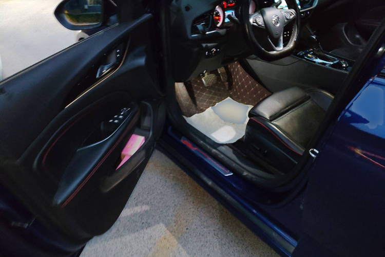 别克 君威 2017款 GS 28T 豪华型中控内饰7003