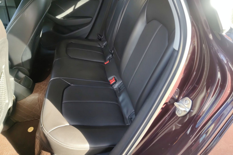 奥迪A3 2014款 Sportback 35 TFSI 自动时尚型中控内饰21