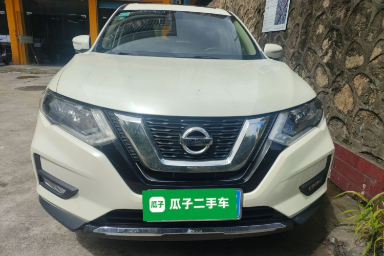 日产 奇骏 2019款 2.0L CVT智联舒适版 2WD车身外观2