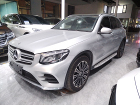奔驰GLC 2018款 改款 GLC 260 4MATIC 动感型