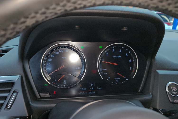 宝马1系 2020款 120i M运动套装局部细节14