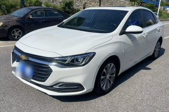 雪佛兰 科鲁泽 2022款 320 自动悦享天窗版