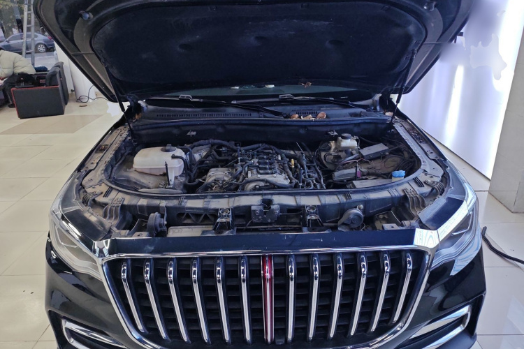 红旗HS7 2021款 2.0T DCT两驱智联旗畅版机舱底盘24