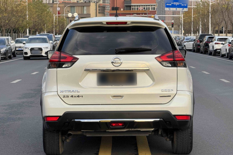 日产 奇骏 2020款 2.0L XL Premium CVT 2WD智联尊享版车身外观6005