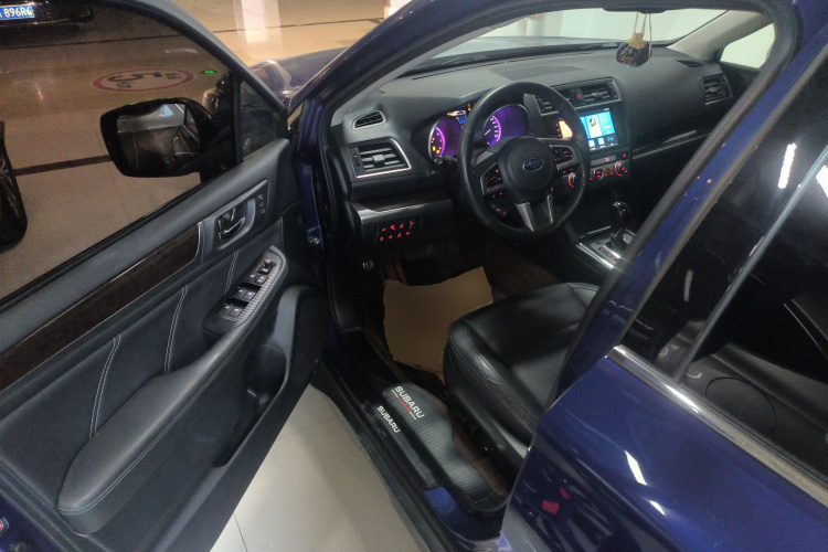 斯巴鲁 傲虎 2017款 2.5i 豪华导航版 EyeSight中控内饰20