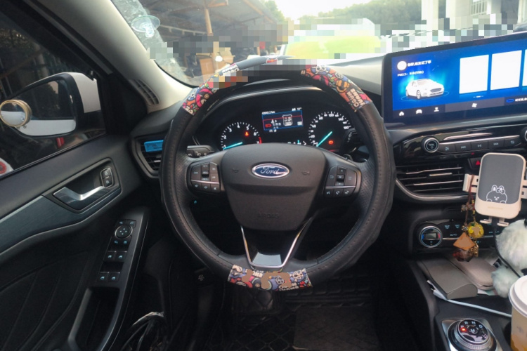 福特 福克斯Active 2020款 EcoBoost 180 自动劲耀型中控内饰13