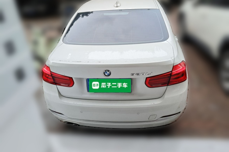 宝马3系 2019款 320Li 时尚型车身外观6