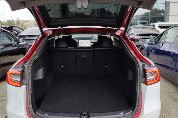 特斯拉 Model Y 2022款 改款 后轮驱动版机舱底盘23