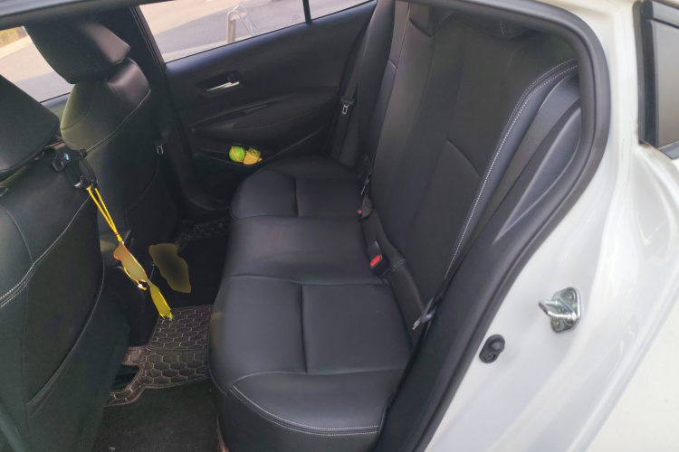 丰田 卡罗拉 2021款 TNGA 1.5L CVT精英版中控内饰21