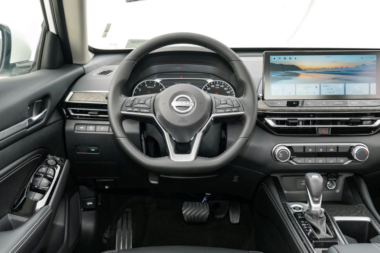日产 天籁 2024款 2.0L XE 真心版中控内饰7001