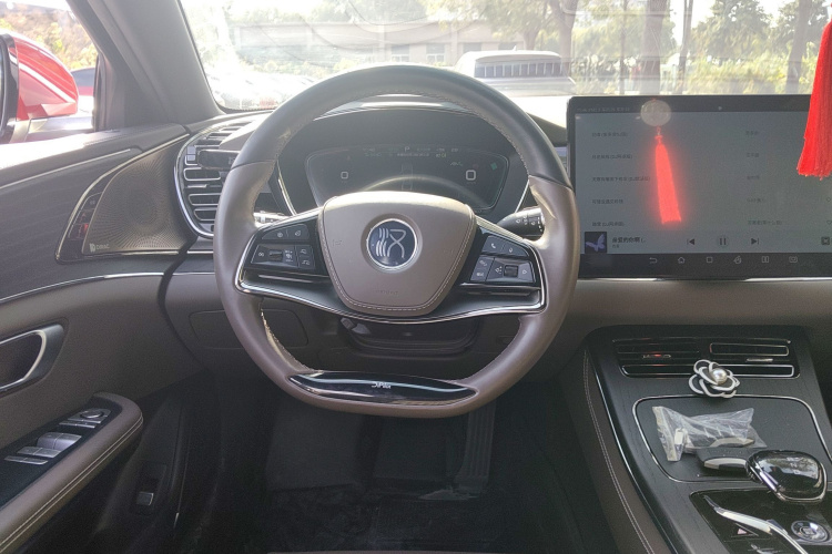 比亚迪 汉 2020款 EV 四驱高性能版旗舰型中控内饰13