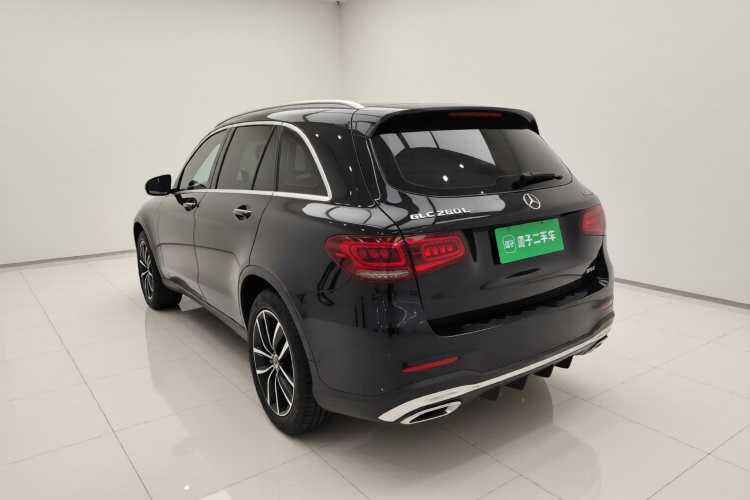 奔驰GLC 2020款 改款 GLC 260 L 4MATIC 豪华型车身外观5
