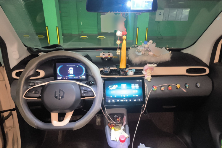 零跑汽车 零跑T03 2021款 400舒享版中控内饰13