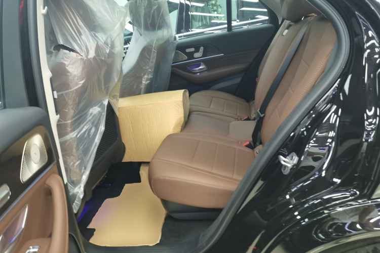 奔驰GLE 2024款 改款 GLE 350 4MATIC 时尚型中控内饰21