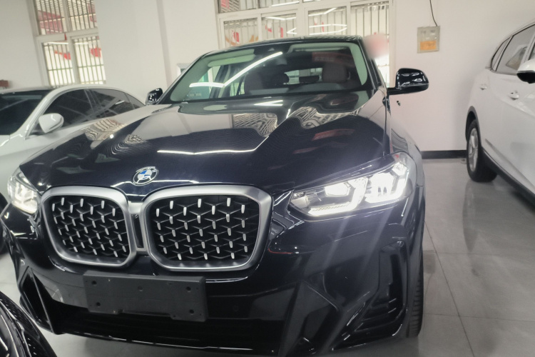 宝马X4 2022款 xDrive 25i M运动套装车身外观6001