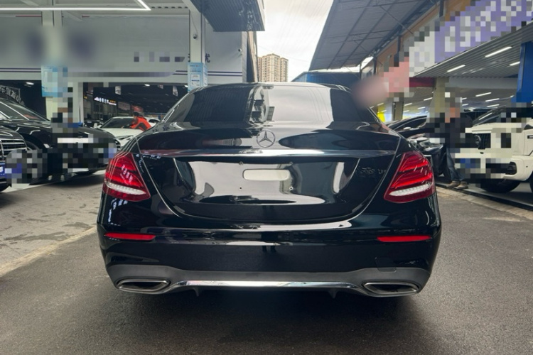 奔驰E级 2020款 E 300 L 运动豪华型车身外观6003