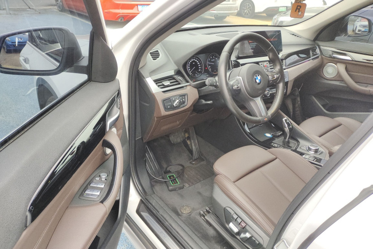 宝马X1 2022款 sDrive20Li 尊享型中控内饰7003