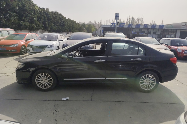 长城C50 2014款 升级版 1.5T 手动精英型车身外观4